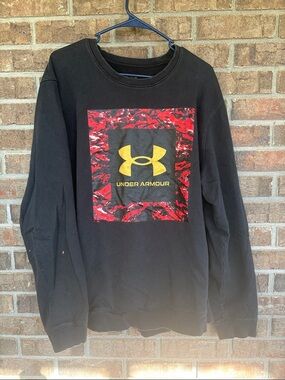 Under Armour Black Sweatshirt with Red Camo Square & Gold Logo